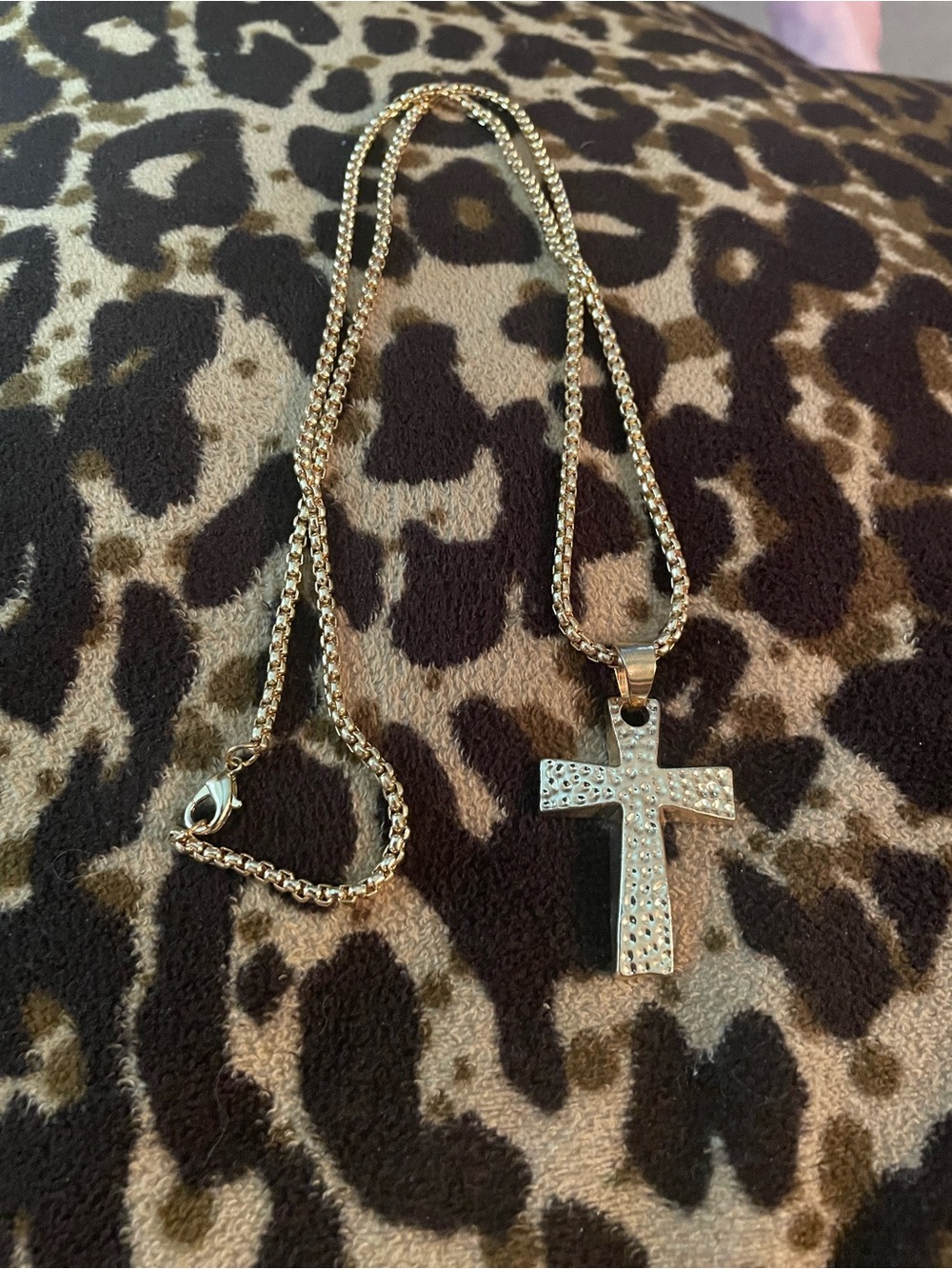 Gold-Tone Cross Pendant Necklace - unisex Jewelry 24” New